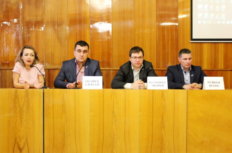 Представители-краевого-отделения-Общероссийского-народного-фронта-провели-выездной-семинар-в-Мостовском-768x507